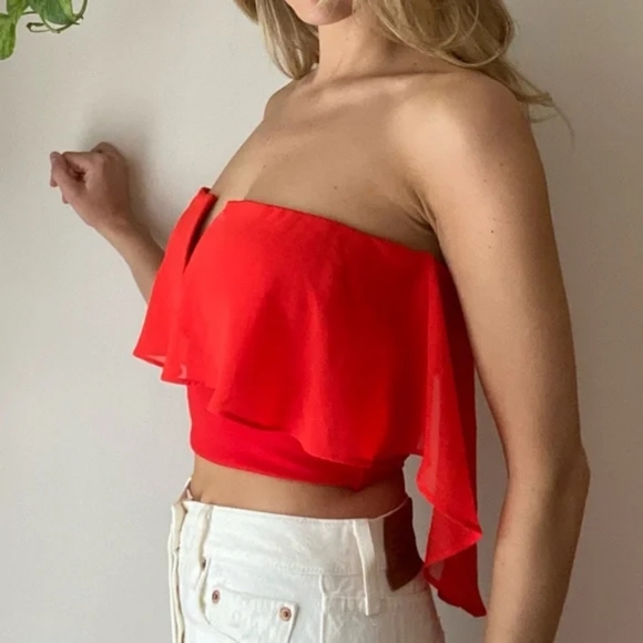 Bebe Solid Chiffon Overlay Crop Top - Picture 5 of 6